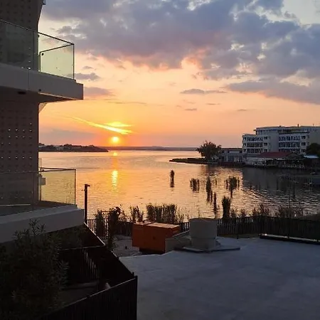 On Edda Apartment Mamaia